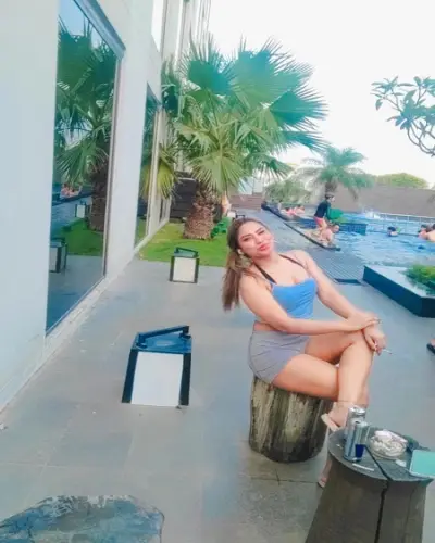 Escort Nilanga
